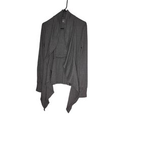 Converse one star ruffel front long-sleeved sweater/cardigan size XS